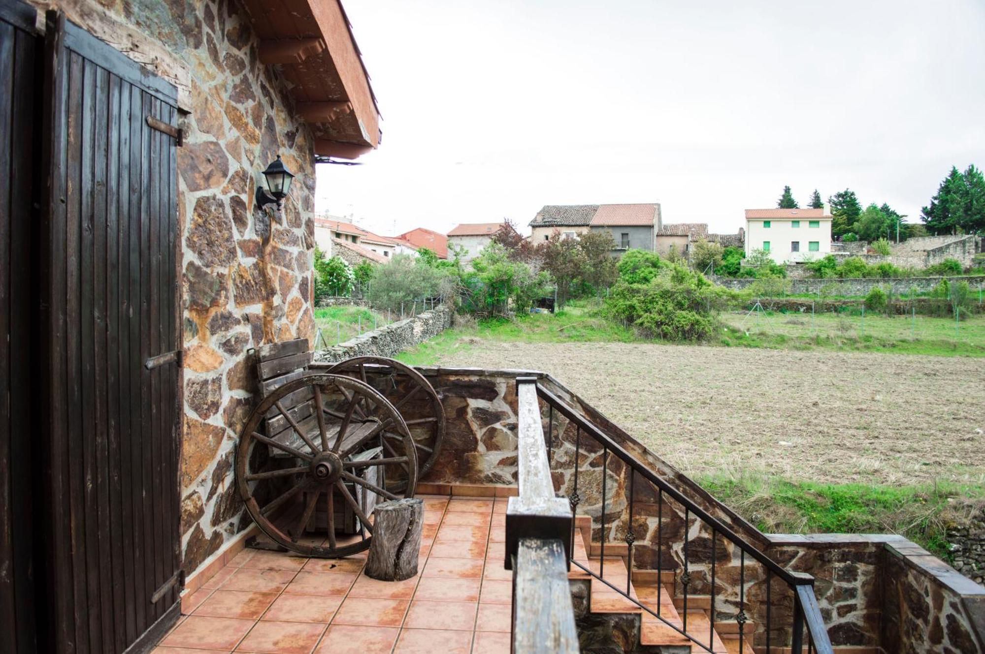 Apartamentos Rurales Alvado Tamajon Εξωτερικό φωτογραφία